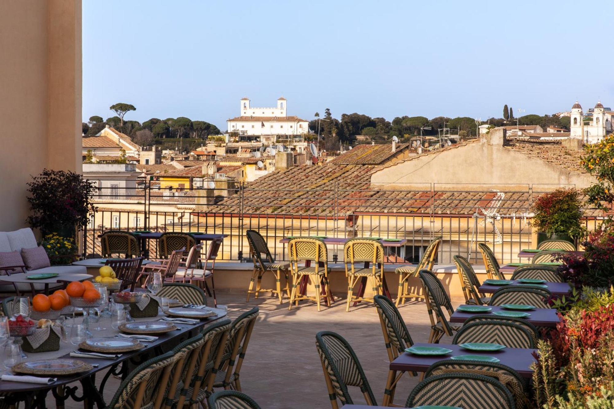 Adriano Rooftop